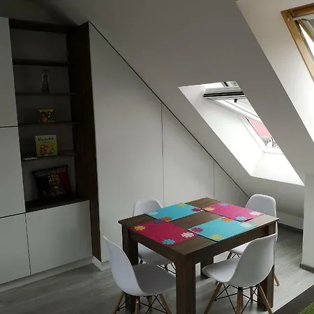 Centrum S- Dom Δωμάτια σε οικογενειακή κατοικία *